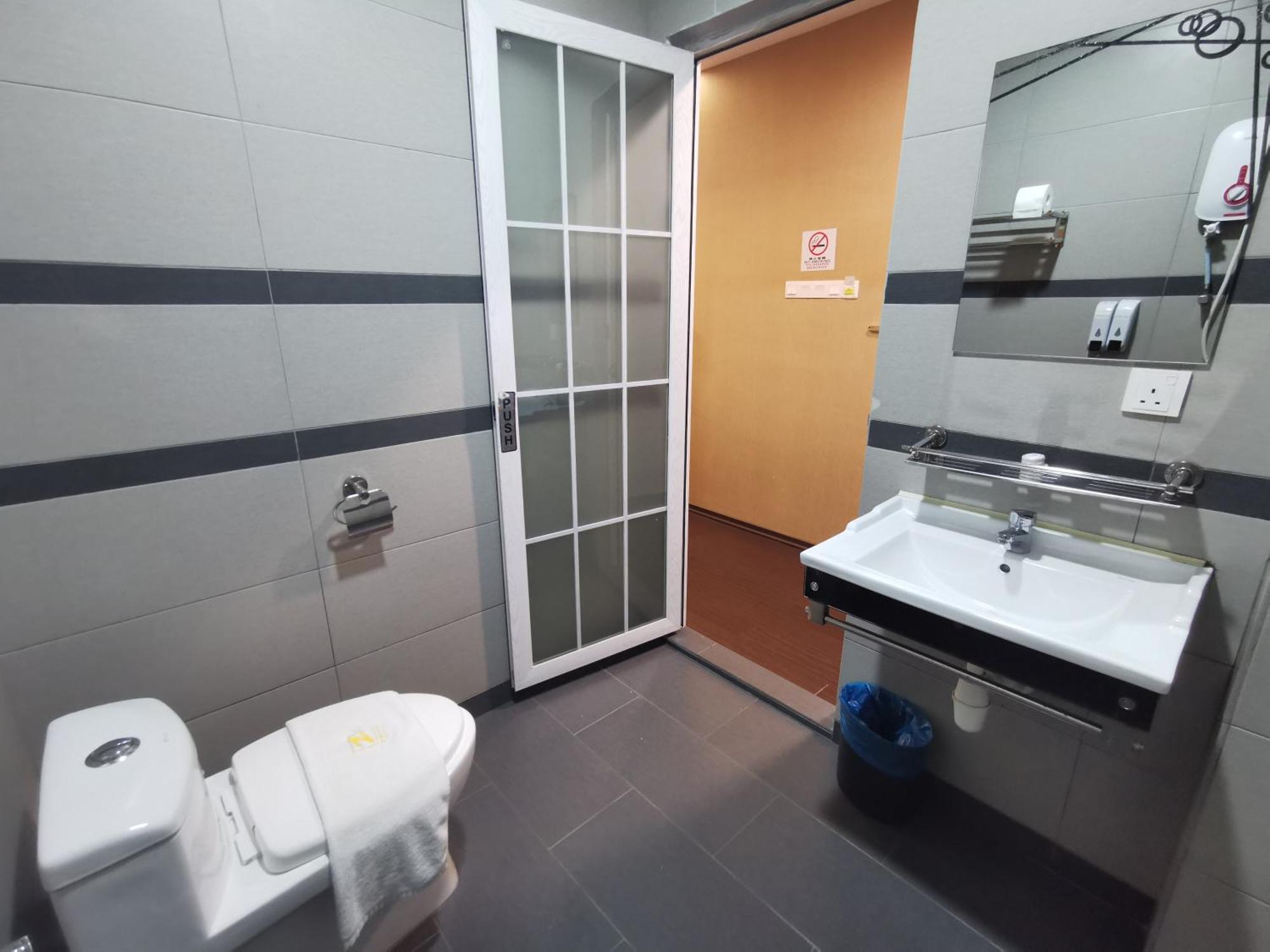 Zenz Hotel Kulai Εξωτερικό φωτογραφία