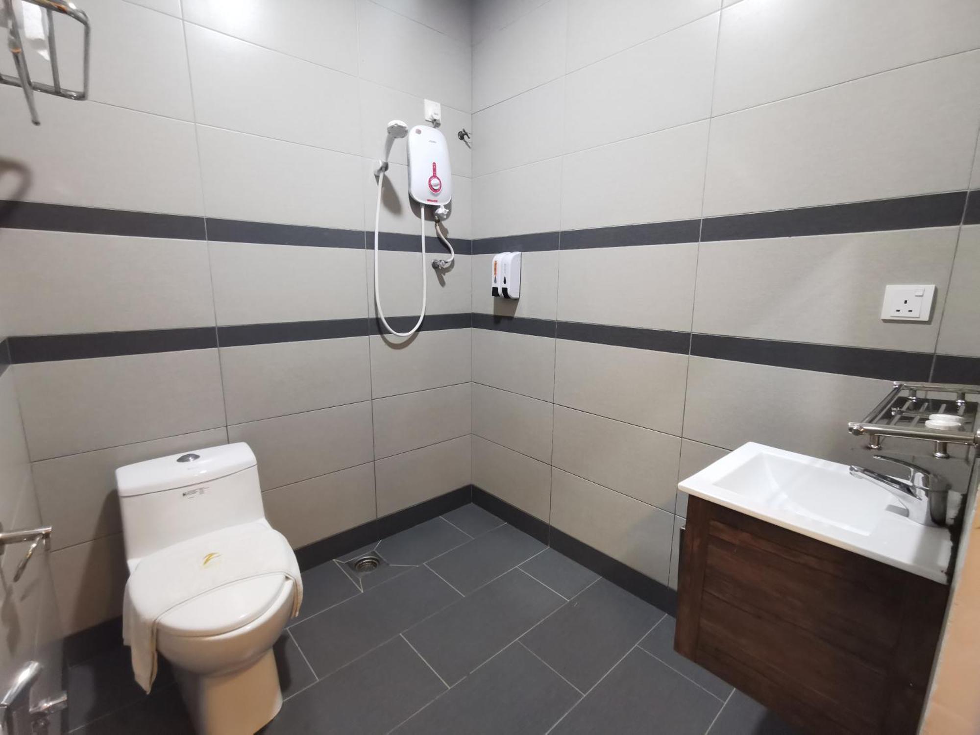 Zenz Hotel Kulai Εξωτερικό φωτογραφία